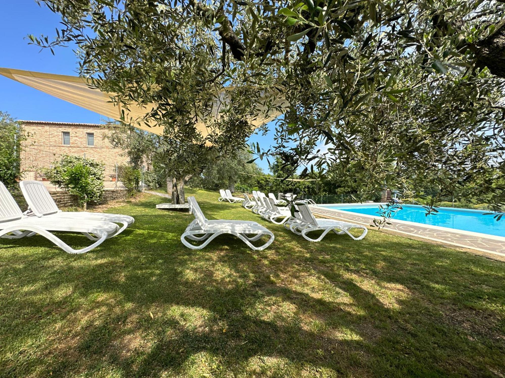 Agriturismo Case Al Sole Loreto Kültér fotó